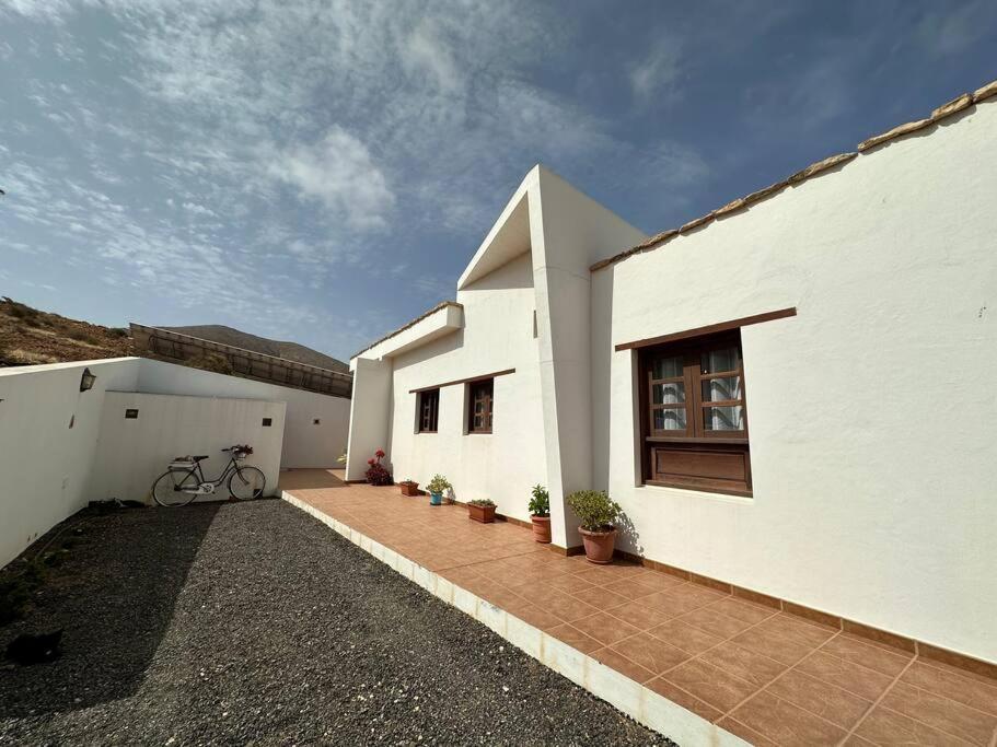 Private Villa With Pool In The Mountains Pájara Esterno foto