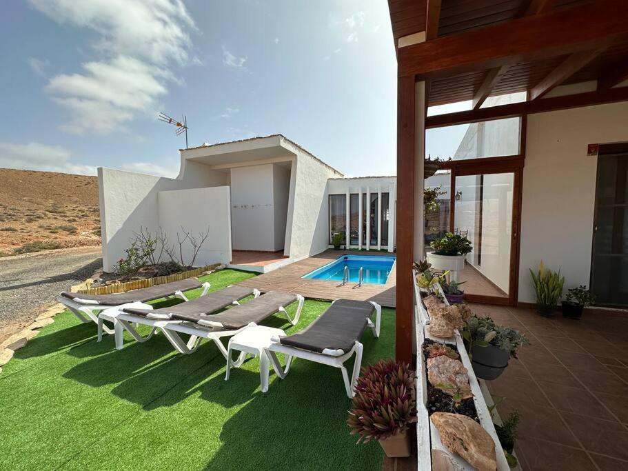 Private Villa With Pool In The Mountains Pájara Esterno foto