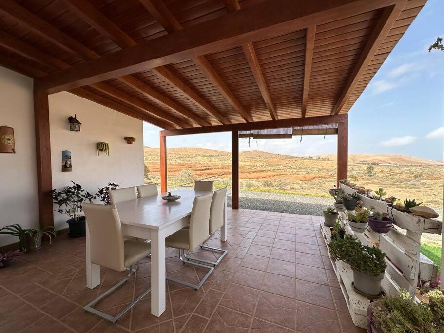 Private Villa With Pool In The Mountains Pájara Esterno foto